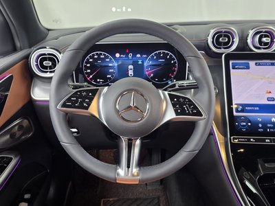 2025 Mercedes-BENZ GLC — миниатюра 19