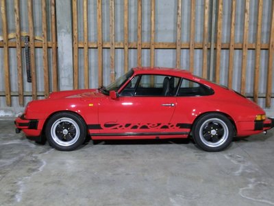 PORSCHE 911 - 4
