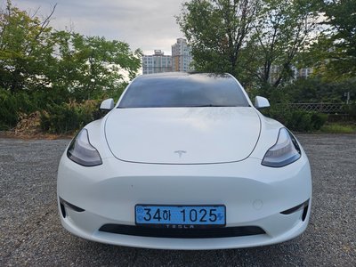 2023 Tesla MODEL Y — фото 2