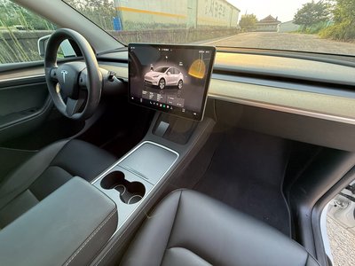 2023 Tesla MODEL Y — фото 10