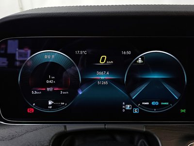 MERCEDES-BENZ CLS - 8