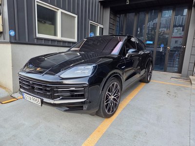 صورة 1 لـ 2024 Porsche CAYENNE
