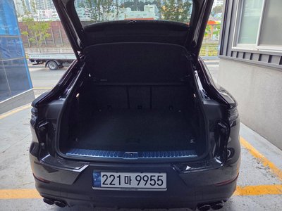 2024 Porsche CAYENNE 缩略图 11