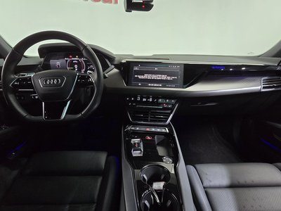 صورة 5 لـ 2022 AUDI E-TRON GT