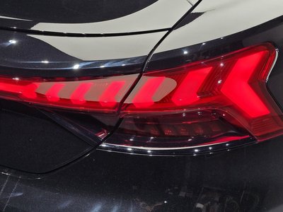 صورة 10 لـ 2022 AUDI E-TRON GT