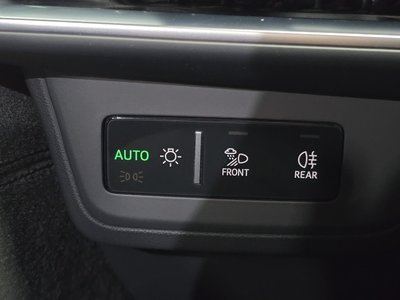 صورة مصغرة 19 لـ 2022 AUDI E-TRON GT