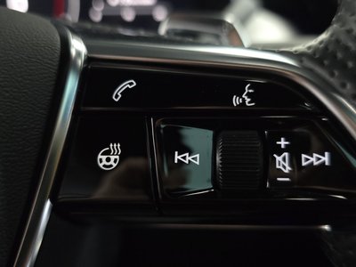 صورة مصغرة 24 لـ 2022 AUDI E-TRON GT