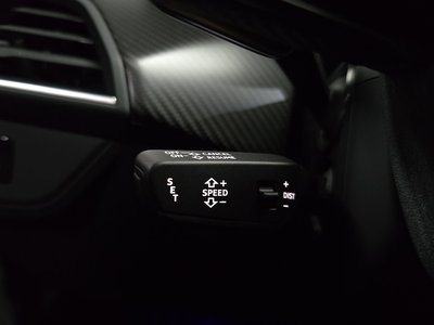 صورة مصغرة 18 لـ 2022 AUDI E-TRON GT