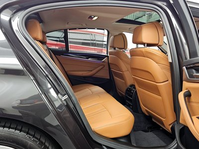 2021 BMW 5 SERIES — миниатюра 19