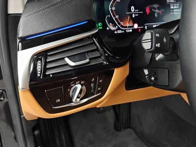 2021 BMW 5 SERIES — миниатюра 28