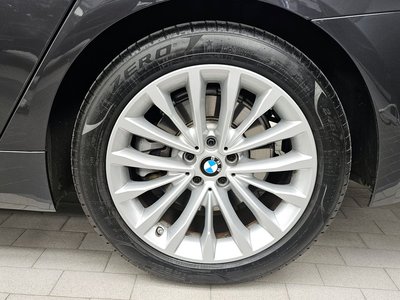2021 BMW 5 SERIES 照片 9