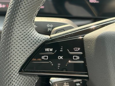 2025 AUDI SQ5 — миниатюра 33