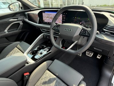 2025 AUDI SQ5 — миниатюра 14