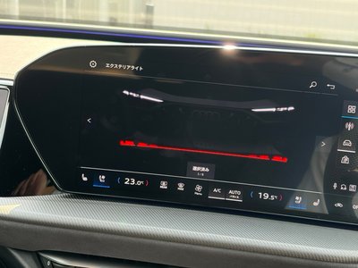 2025 AUDI SQ5 — миниатюра 20