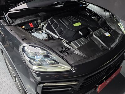 PORSCHE CAYENNE - 7