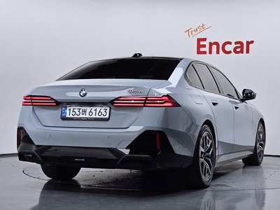 2024 BMW 5 SERIES 照片 4