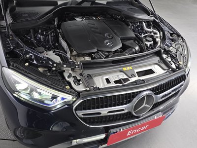 MERCEDES-BENZ GLC - 7