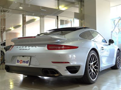 PORSCHE 911 - 10