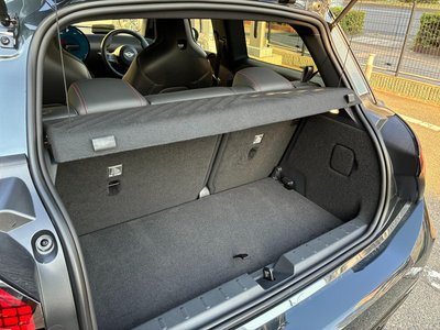 2025 MINI COOPER photo 13