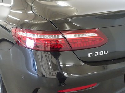 MERCEDES-BENZ E-CLASS - 9