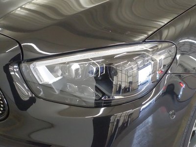 MERCEDES-BENZ E-CLASS - 8