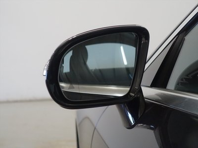 MERCEDES-BENZ E-CLASS - 6