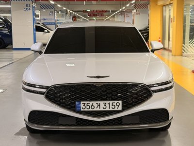 صورة 1 لـ 2023 GENESIS G90 (RS4)