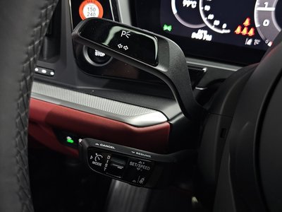 صورة مصغرة 39 لـ 2025 Porsche CAYENNE