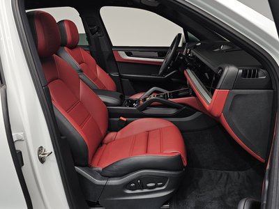صورة مصغرة 16 لـ 2025 Porsche CAYENNE