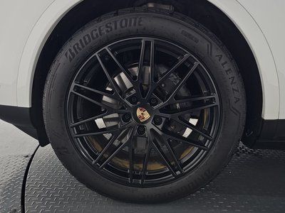 2025 Porsche CAYENNE 照片 6