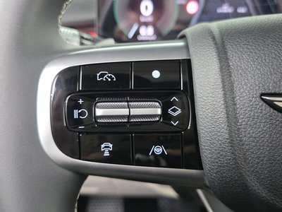 صورة مصغرة 21 لـ 2025 Genesis GV70