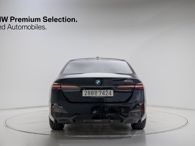 BMW 5 SERIES - 2