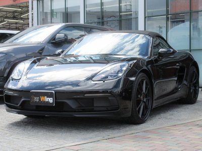 PORSCHE 718 BOXSTER