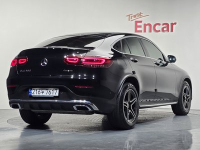 MERCEDES-BENZ GLC - 4