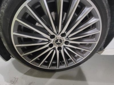 MERCEDES-BENZ C-CLASS - 4