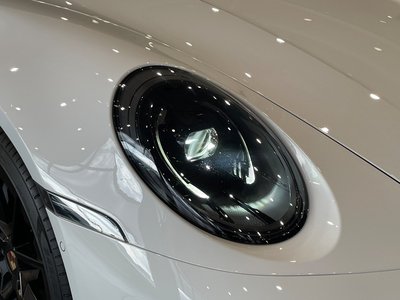 PORSCHE 911 CABRIOLET - 4