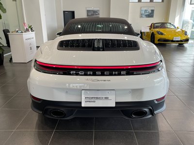 PORSCHE 911 CABRIOLET - 9