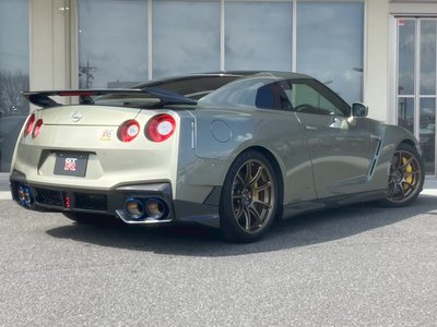 NISSAN GT-R - 5