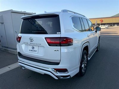 صورة مصغرة 11 لـ 2023 Toyota LAND CRUISER 300