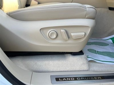 صورة مصغرة 17 لـ 2023 Toyota LAND CRUISER 300