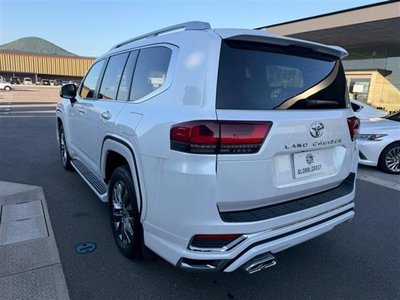 صورة مصغرة 13 لـ 2023 Toyota LAND CRUISER 300