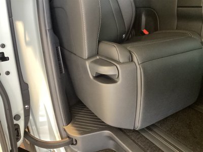 2025 TOYOTA ALPHARD — миниатюра 32