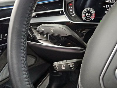 صورة مصغرة 30 لـ 2021 AUDI A8