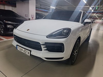 PORSCHE CAYENNE - 4