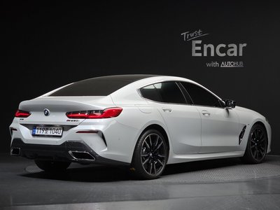 BMW 8 SERIES - 3