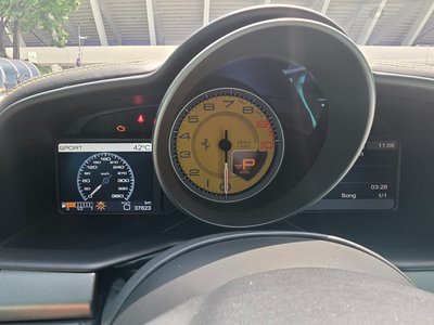 2013 Ferrari 458 照片 8