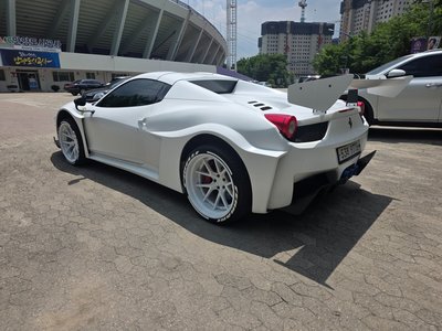 2013 Ferrari 458 照片 4