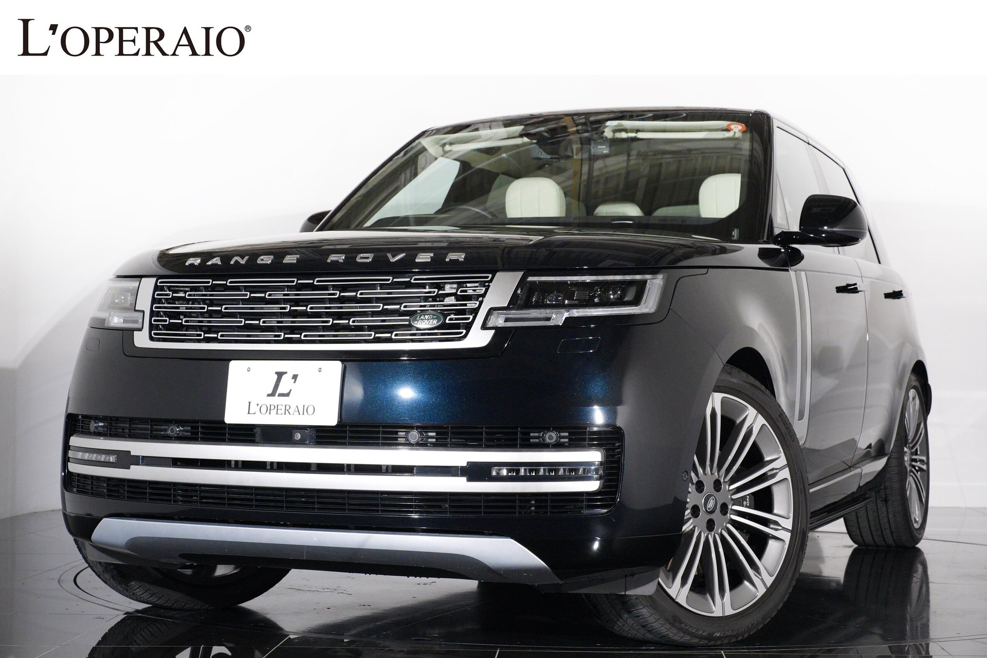 LAND ROVER RANGE ROVER - View 1