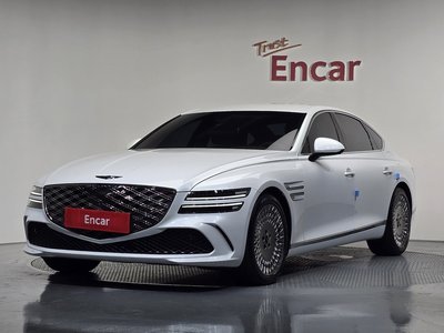 GENESIS G80 (RG3) - 1