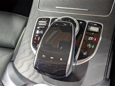 صورة مصغرة 12 لـ 2019 Mercedes-BENZ C-CLASS